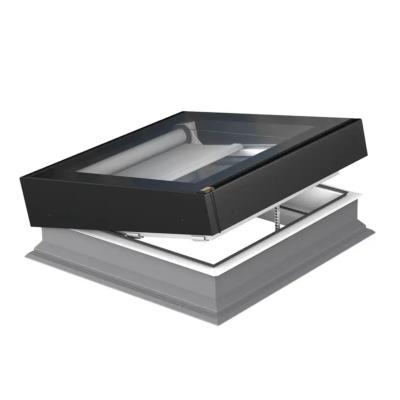 Fenêtre plane pour toits plats DEZ-A P2 avec store extérieur AMZ-Z Z-Wave