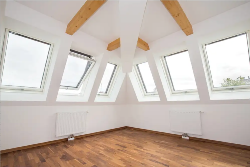 Fenêtre de toit à rotation thermo-isolante FTT-U U8