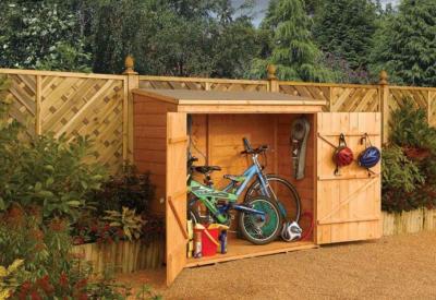 Abri Mural Bois Massif Range-Vélos-Scooters-Motos-Mobillier  / 16mm / dim.ext. L 220 x I 125 x H 162